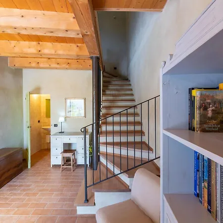 Graceful In With Swimming Pool Acqualagna