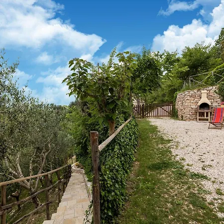 Graceful In With Swimming Pool Holiday home