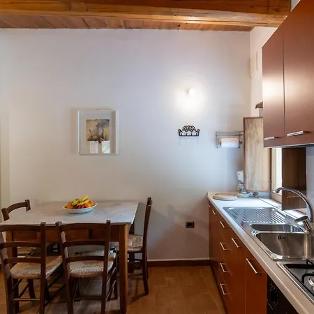 Graceful In With Swimming Pool Holiday home Acqualagna