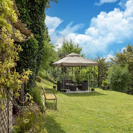 Graceful In With Swimming Pool Holiday home Acqualagna