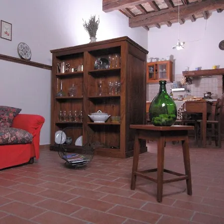 Graceful In With Swimming Pool * Acqualagna