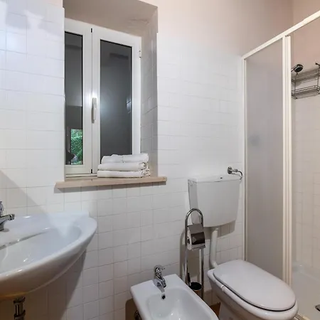 Graceful In With Swimming Pool * Acqualagna