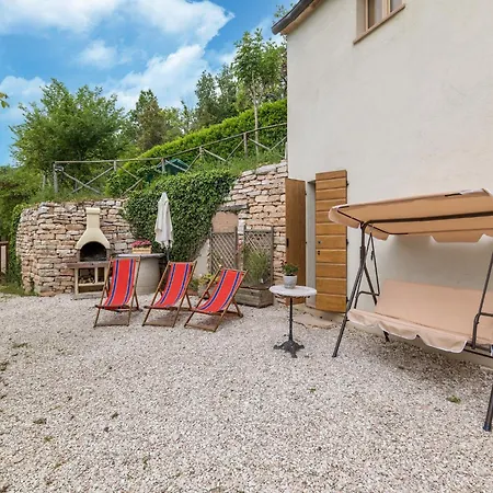 Graceful In With Swimming Pool Acqualagna